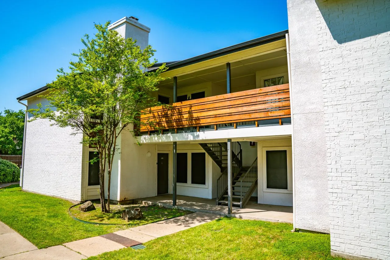 Luxury construction project